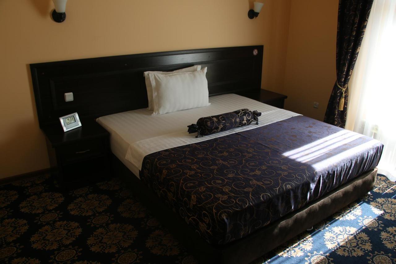 Minorai Kalon Boutique Hotel ブハラ エクステリア 写真